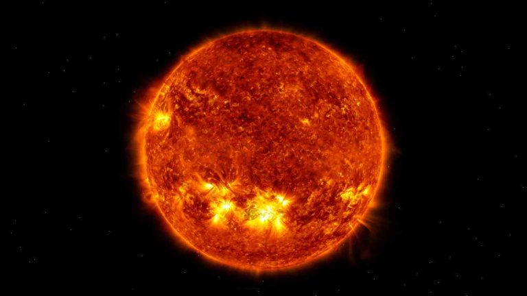 High-charged solar flare threatens to knock out power in much of the United States